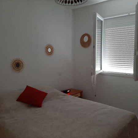 Petite Maison De Campagne Calamane Bagian luar foto